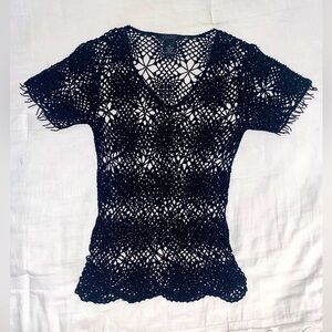 The Limited Handknit V-neck black size M
